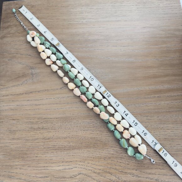 Vintage Triple Strand Beaded Necklace Choker Green Cream Acrylic Beads - Picture 5 of 8